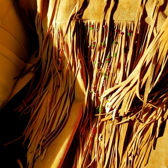 Handmade, Beaded, Caramel Suede Poncho. Orig. Owner. Woodstock Era. - Picture 1 of 4